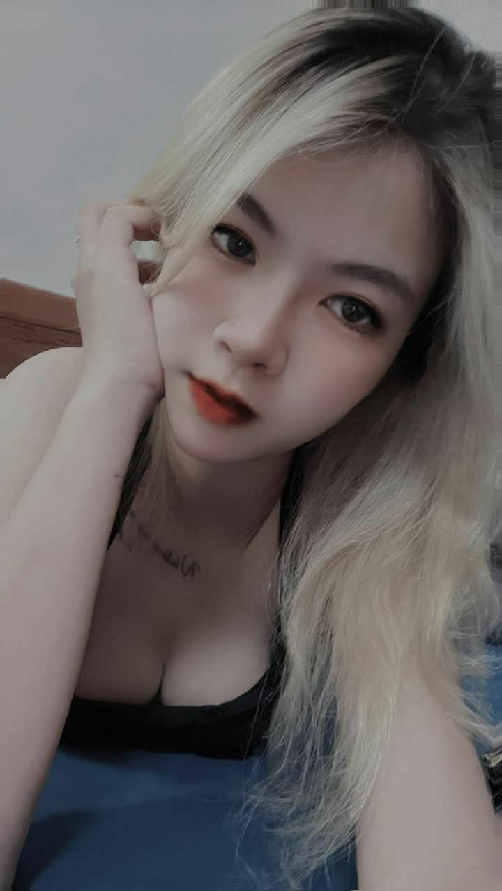 Bạn muốn quan hệ với một cô nàng nóng bỏng, gợi cảm có thân hình tự nhiên bao nhiêu lần mỗi đêm?